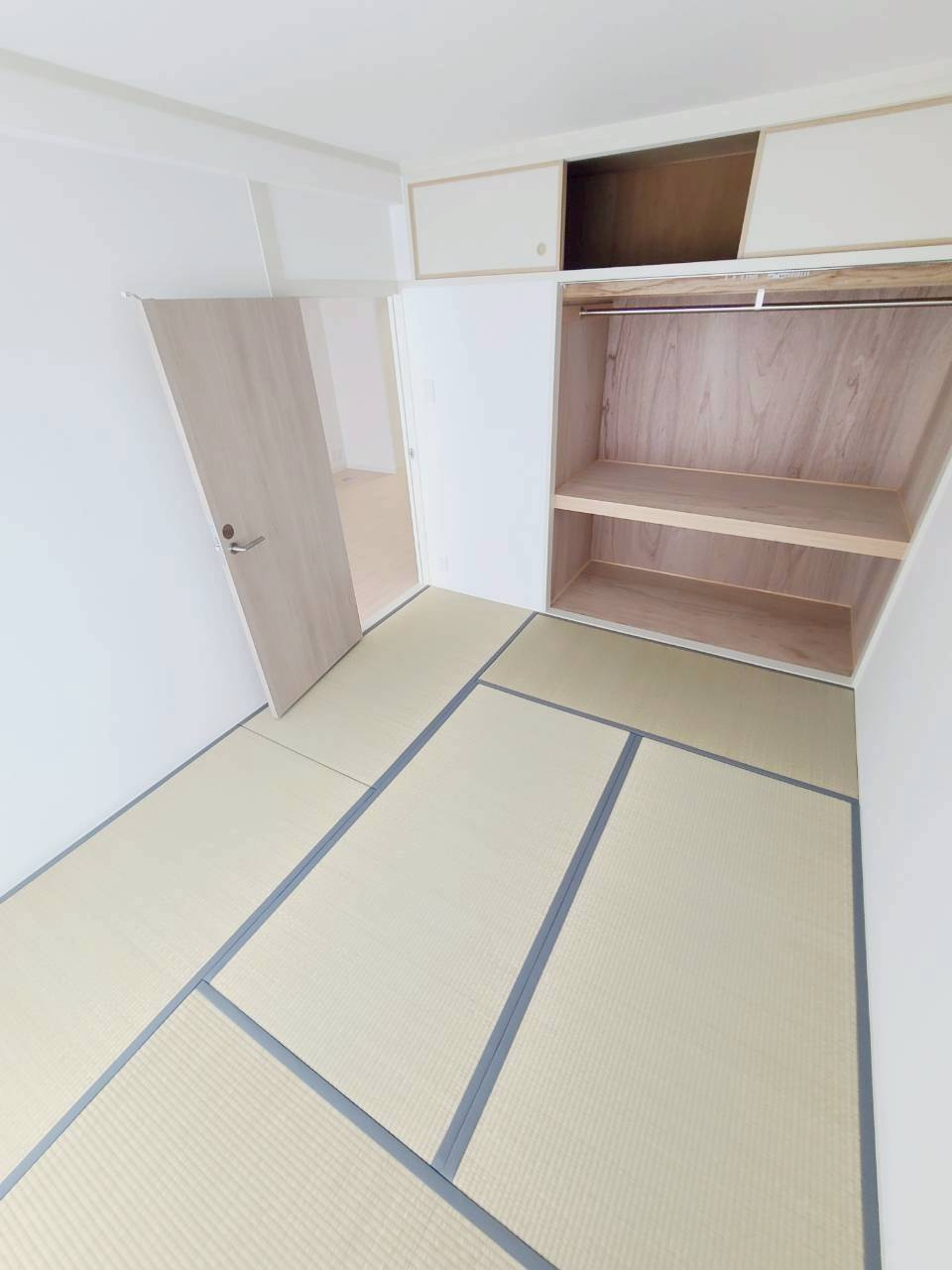 UR武庫川 19号棟の寝室