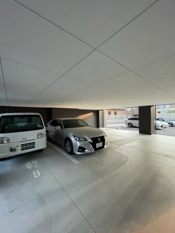 ラ　フェリーチェの駐車場