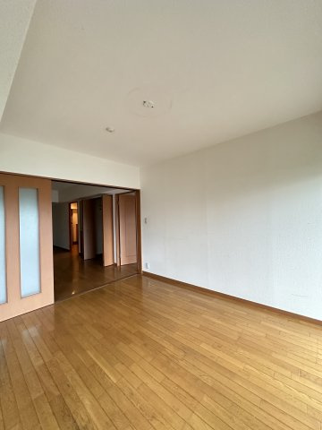グリーン&ウインズの洋室