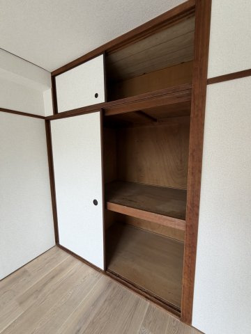 丸吉マンションの収納