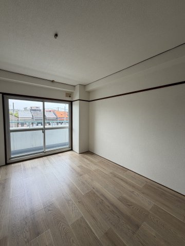 丸吉マンションの寝室