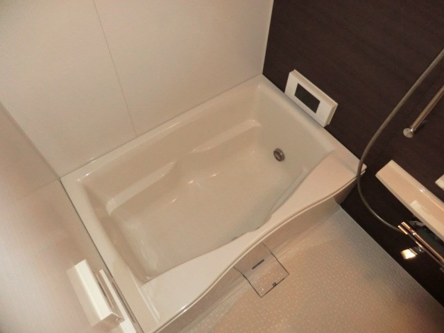 アーバネックスみなと元町の浴室