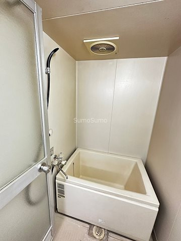 ファミール錦水の浴室