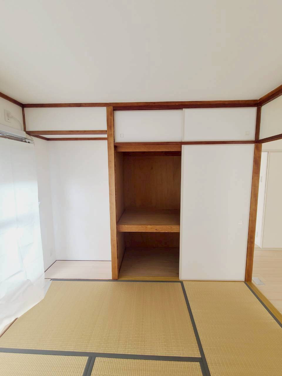 UR武庫川 12号棟の収納
