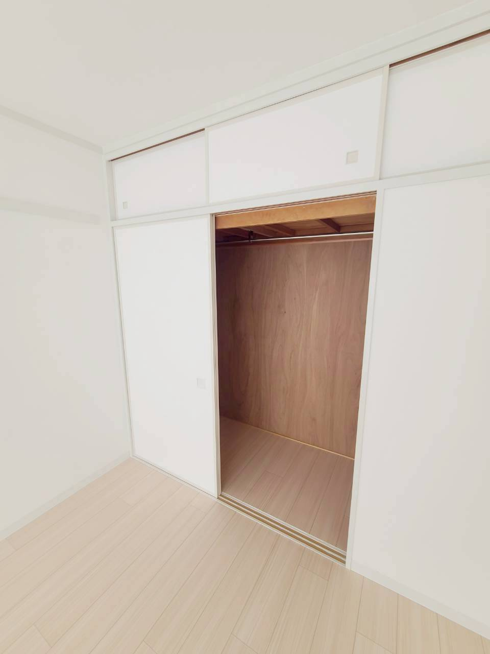 UR武庫川 12号棟の収納
