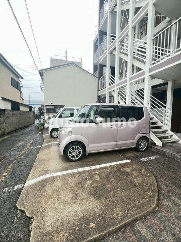 レオパレスル・コントワールⅡの駐車場|駐車場があります