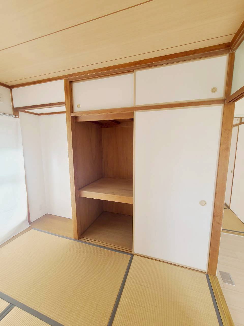 UR武庫川 12号棟の収納