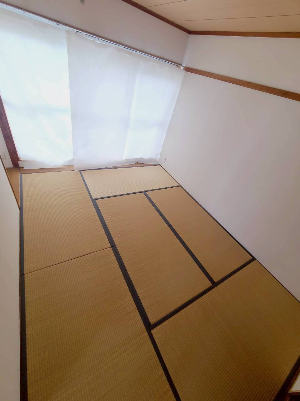 UR武庫川 12号棟の寝室