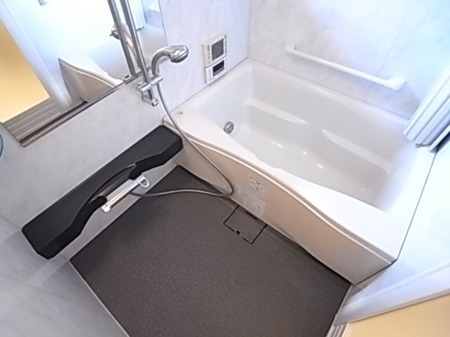 リーガル神戸三宮山手の浴室