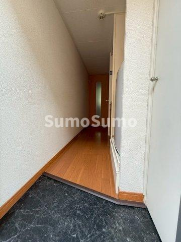 レオパレス御影塚町の玄関