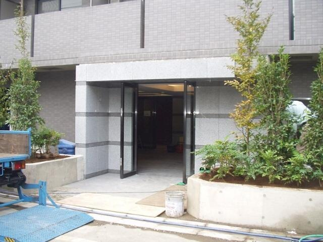 ルーブル中目黒弐番館のエントランス