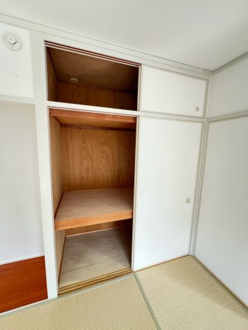 UR武庫川 11号棟の収納