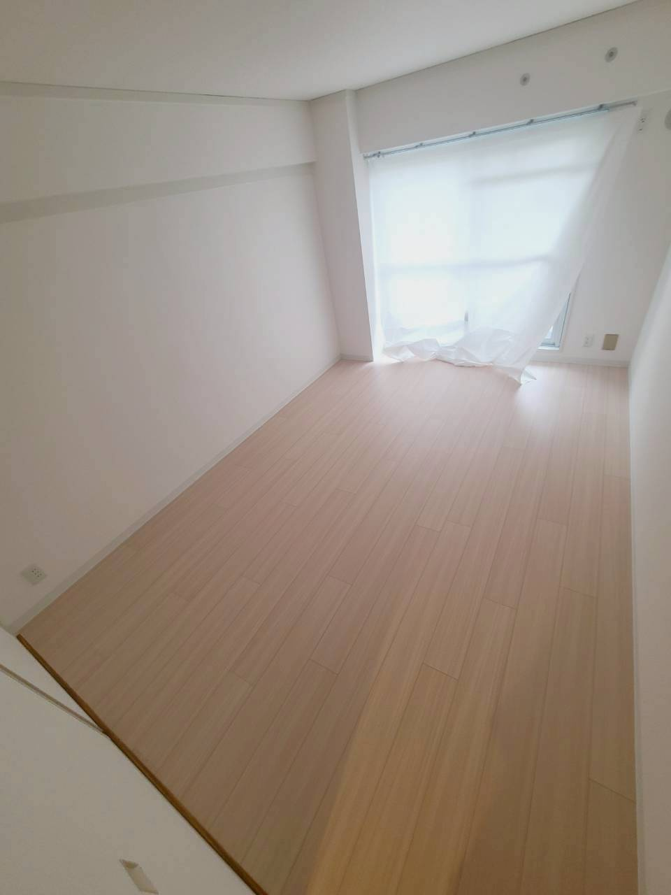 UR武庫川 11号棟の洋室