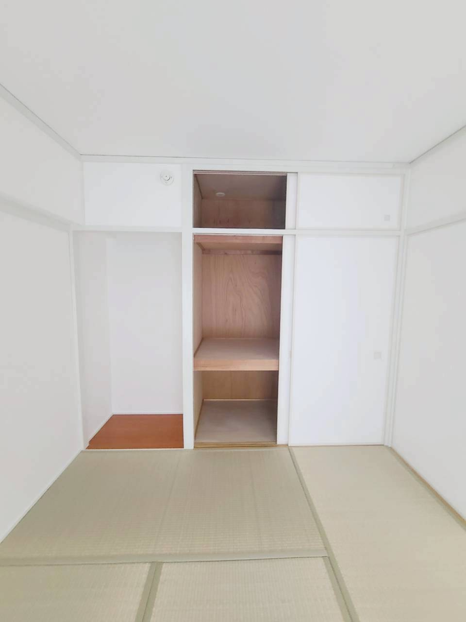 UR武庫川 11号棟の収納