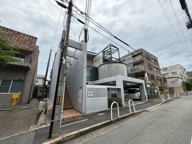ハウゼ芦屋の外観