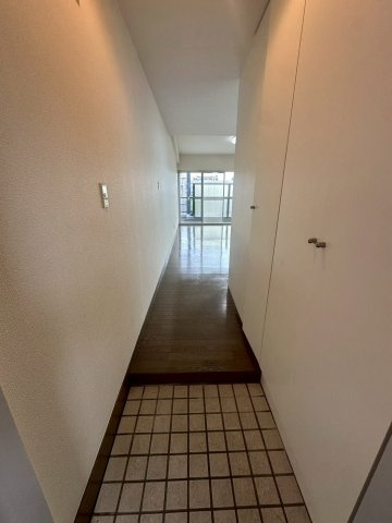 ハウゼ芦屋の玄関