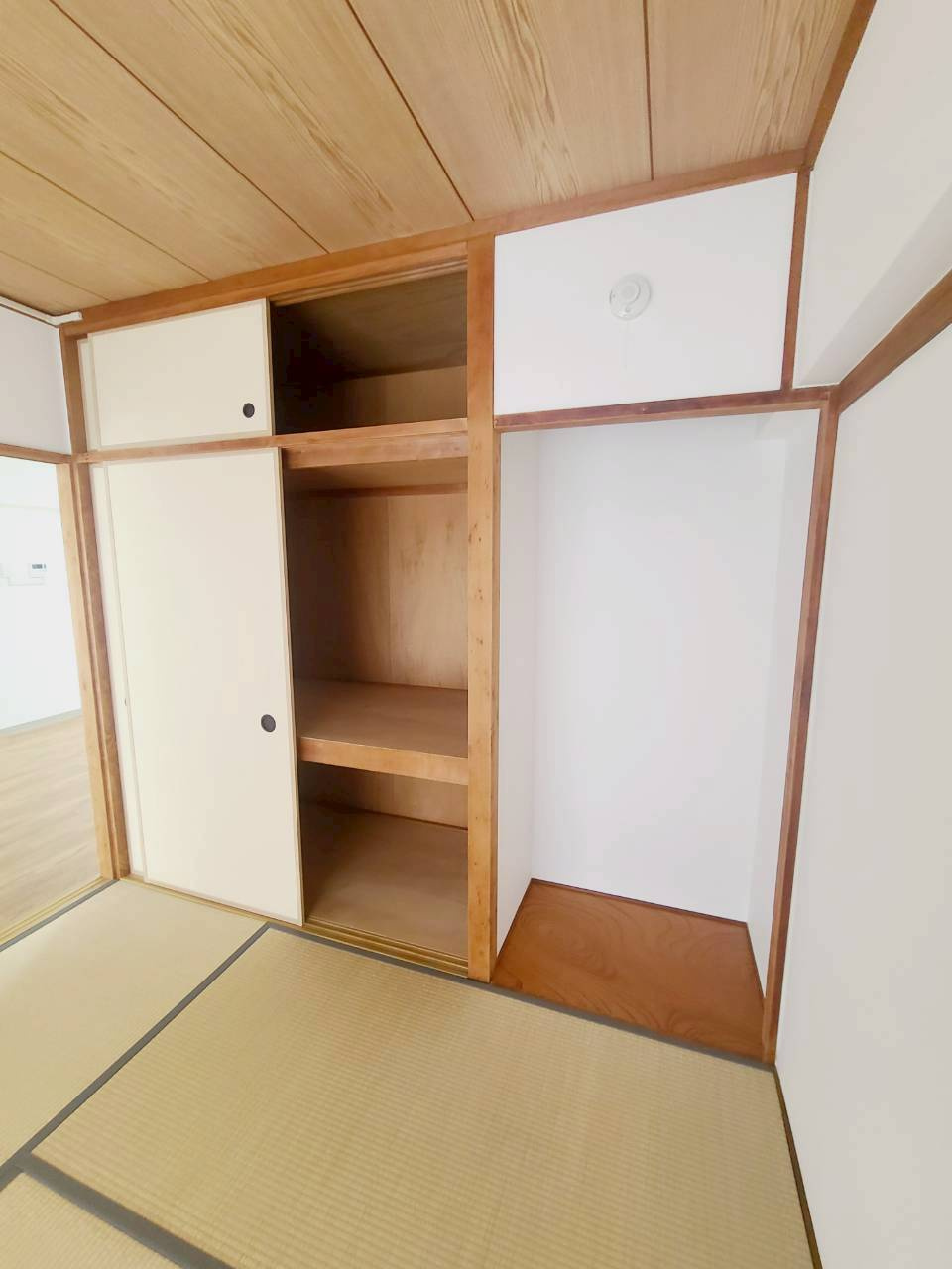 UR武庫川 11号棟の収納