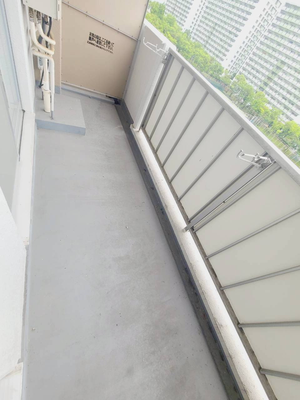 UR武庫川 11号棟のバルコニー