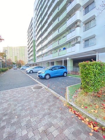 ＵＲ武庫川の駐車場
