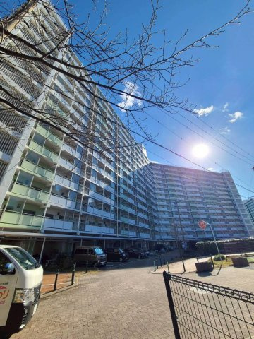 UR武庫川 4号棟の外観