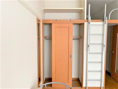 【収納】 | レオパレスフロール市沢 | クローゼットです。