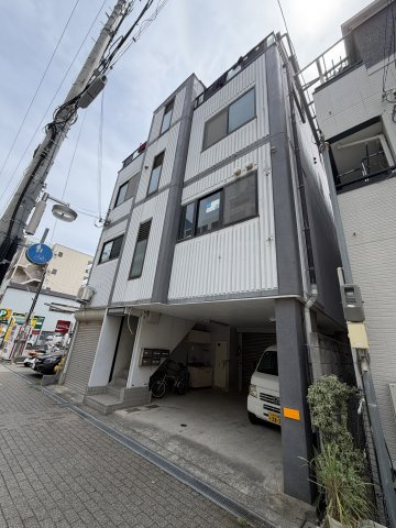 村真ビルの外観