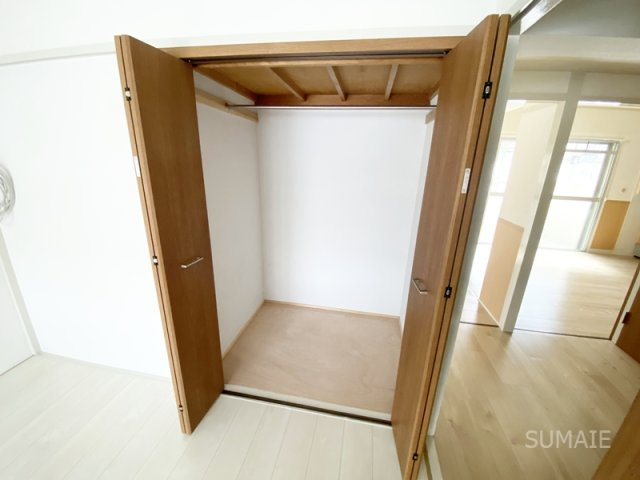 原田マンションの収納|奥行のあるクローゼット！