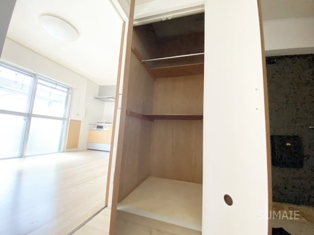 原田マンションの収納|上部まで収納できます！
