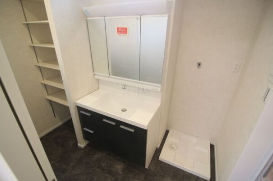 東垂水2丁目新築戸建の洗面所