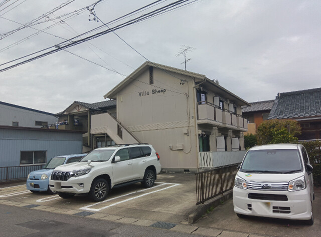 岡崎市寿町のアパートの外観