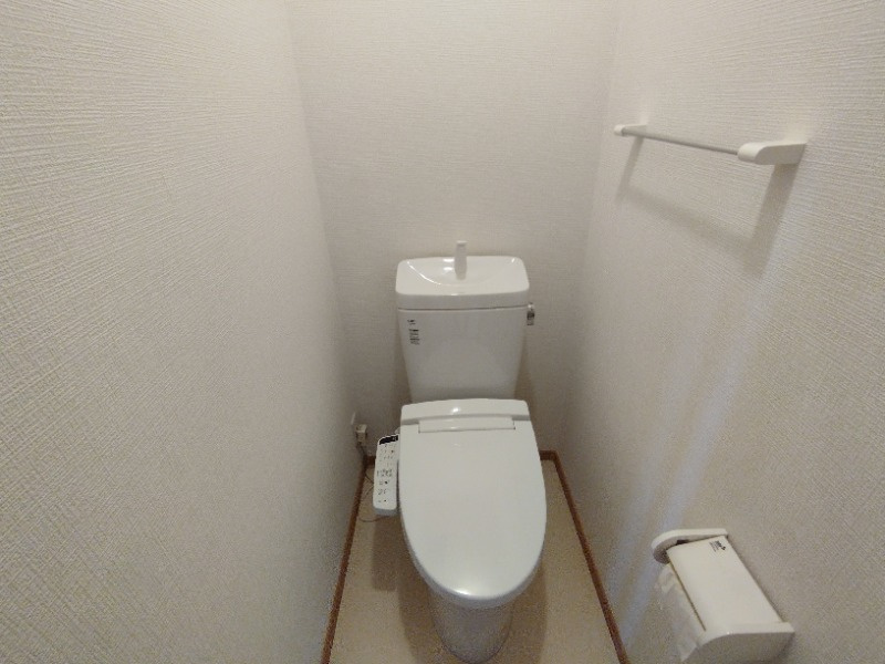 岡崎市寿町のアパートのトイレ