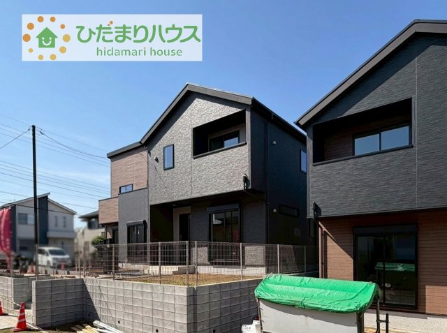 【外観】 | 龍ケ崎市久保台2丁目第1期　新築戸建　2号棟 | たっぷりの陽光と心地よい風が舞い込む住まい♪
