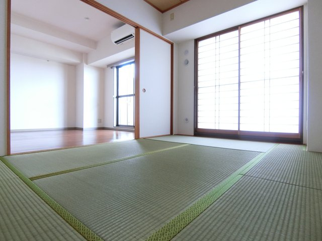 ハイホーム東青梅の和室