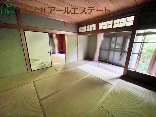 高砂市北浜町牛谷　　　山陽電鉄「曽根駅」徒歩16分の和室