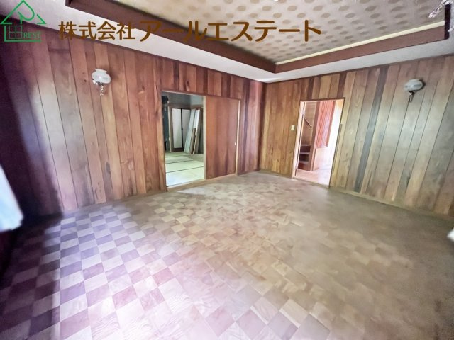 高砂市北浜町牛谷　　　山陽電鉄「曽根駅」徒歩16分の子供部屋