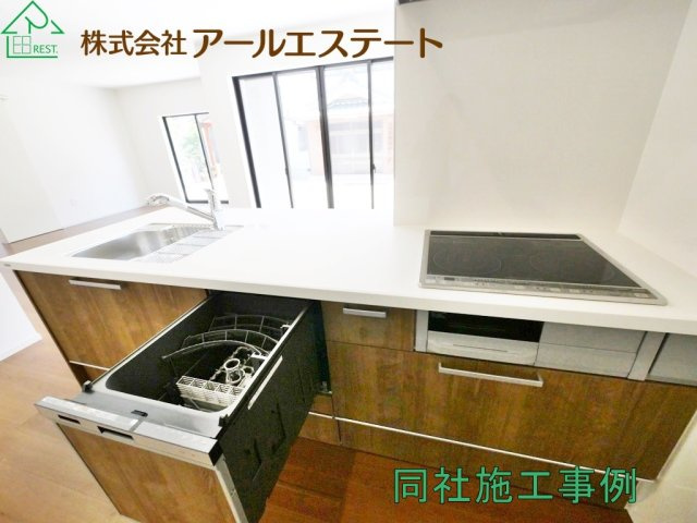 加古川市尾上町口里　　山陽電鉄「浜の宮駅」徒歩8分のキッチン|同社施工事例