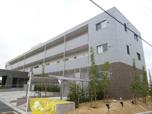 ＣＥＮＴＲＡＬ　ＦＥＲＳの外観