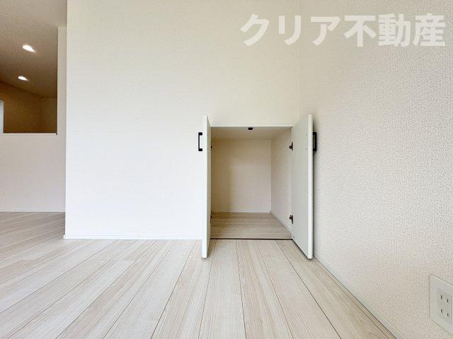 【居間・リビング】 | 玉村町斉田第2期新築2号棟　☆LDKエアコン付☆354沿い