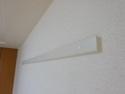 【設備】 | リヴェール小向 | ハンガー掛け