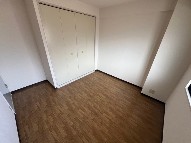 プリムベール向丘の寝室