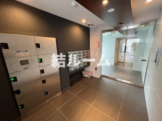 板橋区仲宿の賃貸マンションのロビー