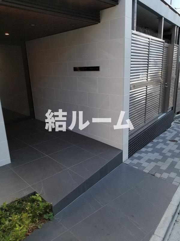 板橋区仲宿の賃貸マンションのエントランス