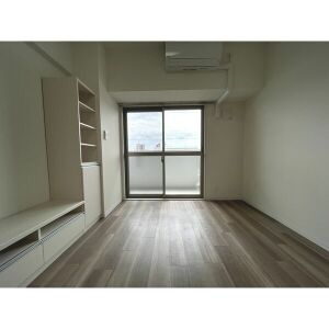 ドゥナーレ辻町の居間・リビング