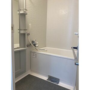 大曽根朝日マンションの浴室