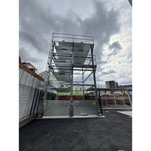 CRESTTAPP黒川の駐車場