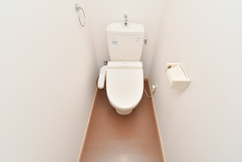 レモンバーム 1館のトイレ|コンパクトで使いやすいトイレです