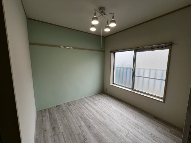 アイフィールド大泉　Ａ棟の洋室
