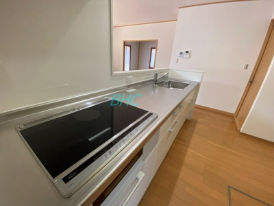 【キッチン】 | 池の里 | お手入れも簡単にできるなど、毎日を楽しくするキッチンスペースに仕上げました