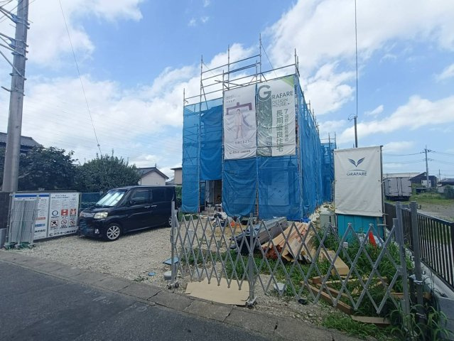 三郷市　彦糸1丁目　新築戸建　全2棟の前面道路含む現地写真|前面道路含む現地写真です