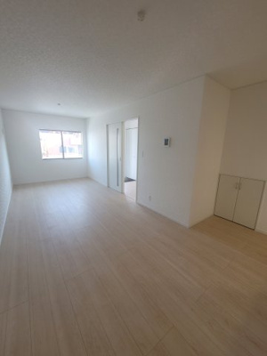 【居間・リビング】 | 緑区桶狭間切戸新築戸建 | キャンペーン対象物件です♪詳細は弊社ホームページもしくはスタッフまでお気軽にお問合せ下さいませ♪ お役に立てる自信があります♪